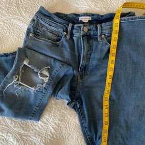Good American Jeans. Size 12/31. High rise.